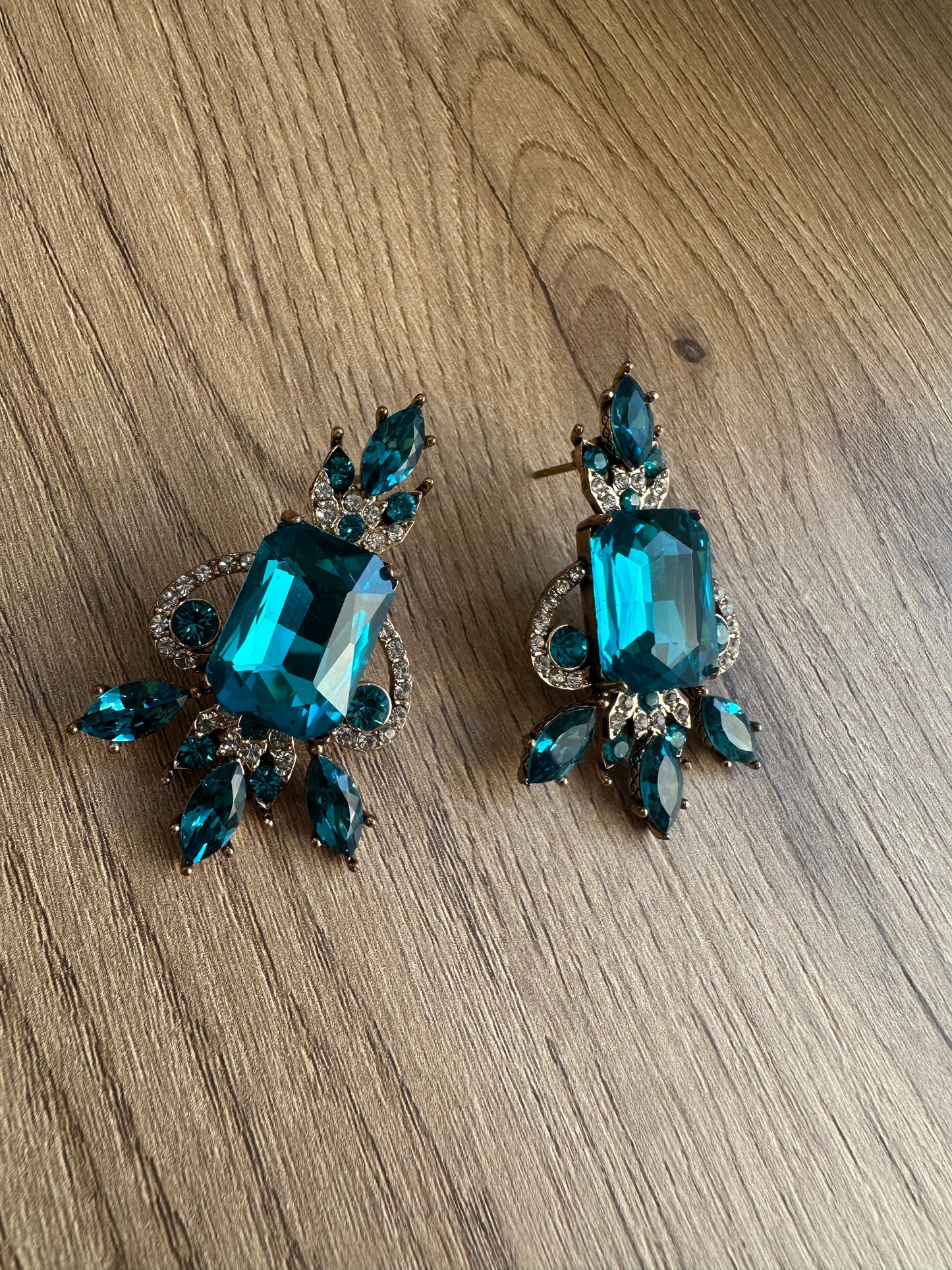 Aria Earrings