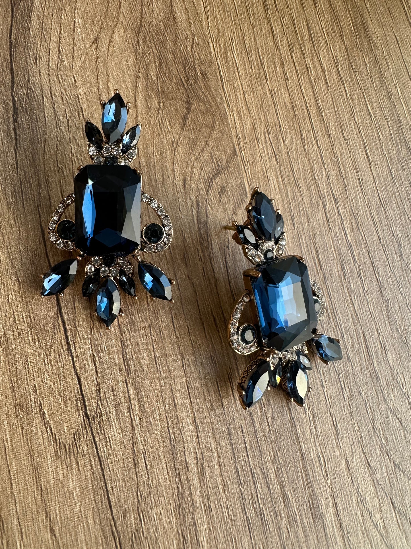 Aria Earrings
