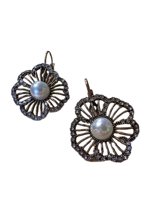 Daisy Earrings