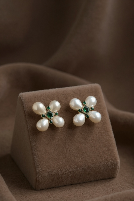 Luna Green Pearl Earrings